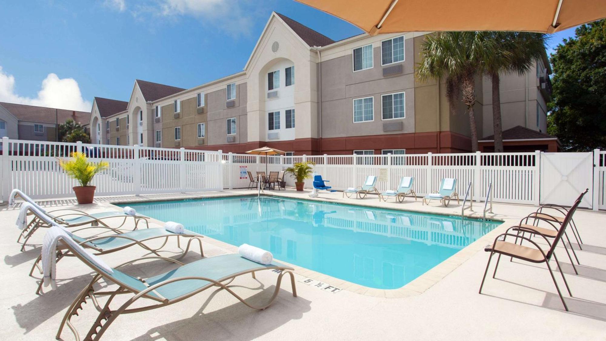 Sonesta Simply Suites Clearwater Buitenkant foto
